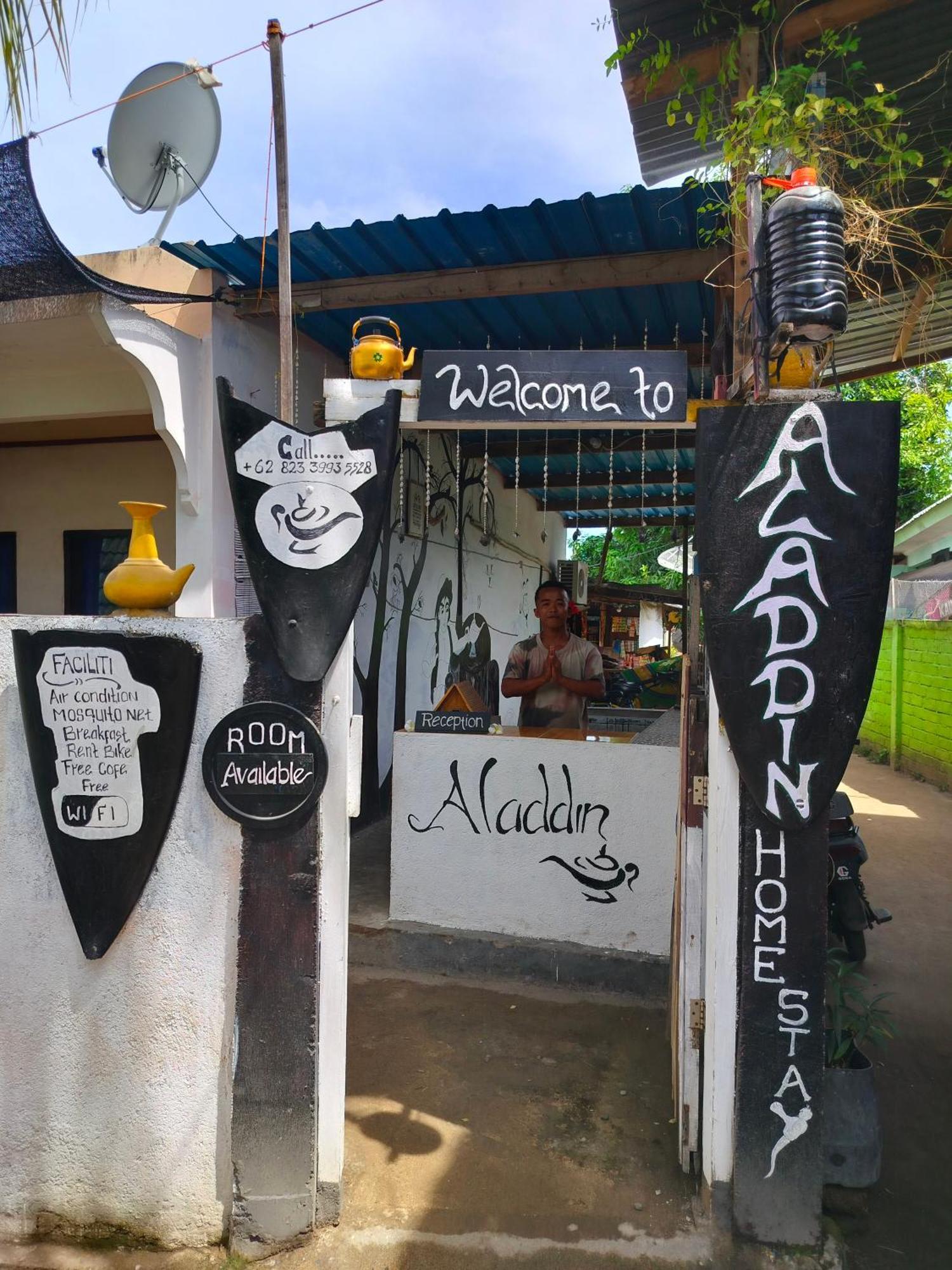 Aladdin Homestay Νησιά Γκίλι Εξωτερικό φωτογραφία